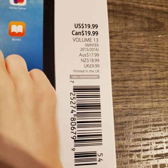 Ipad for seniors paperback book - Picture 2 of 5